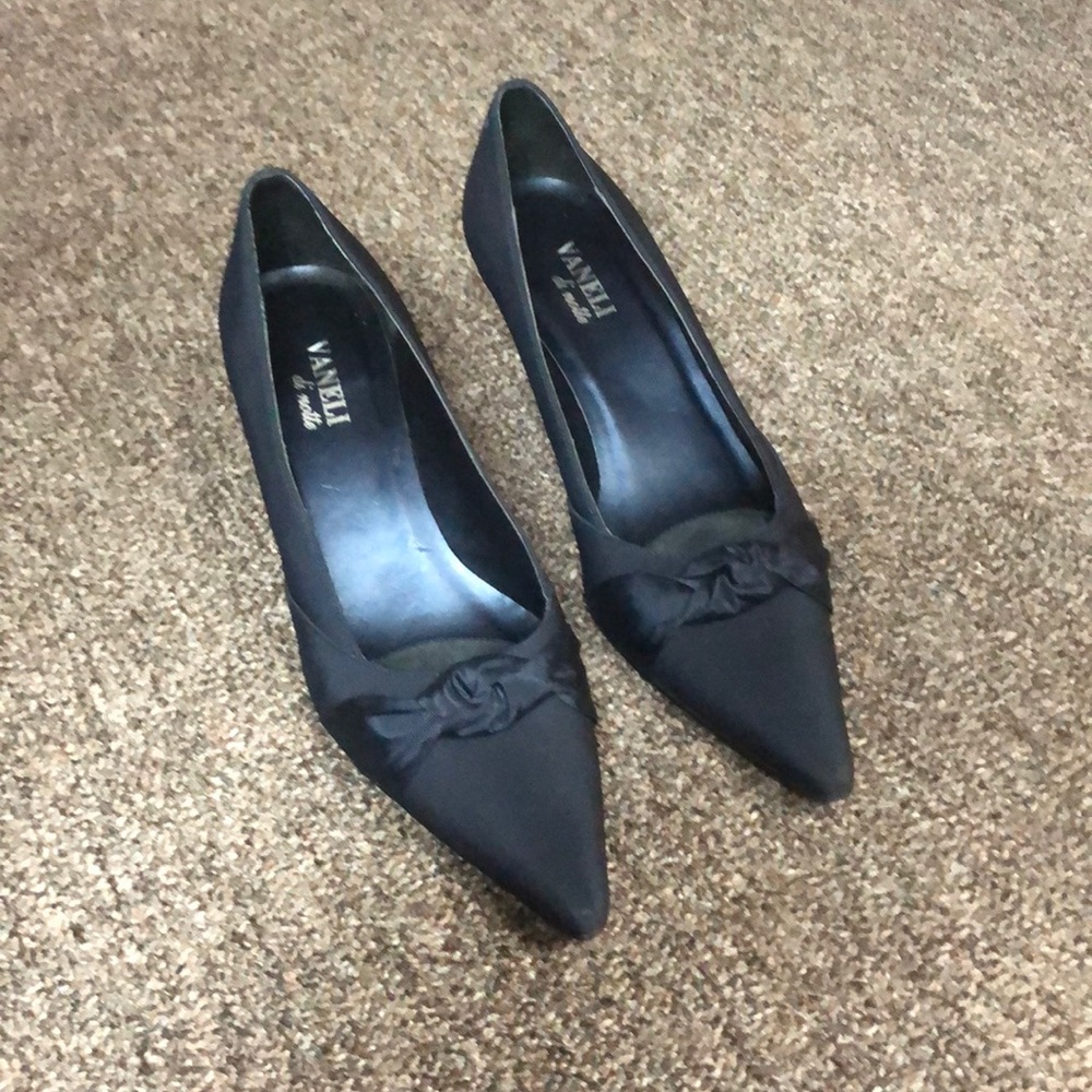 Vaneli di Notte Navy Blue Los Heels